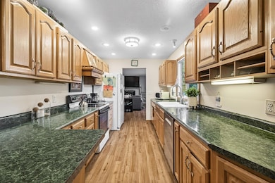 110102 Arboretum Way, Chaska, MN 55318 - photo 6