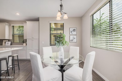 07 | Dining Area