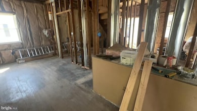 75 Hedge St unit 2 RR, Salem, NJ 08079 - photo 4