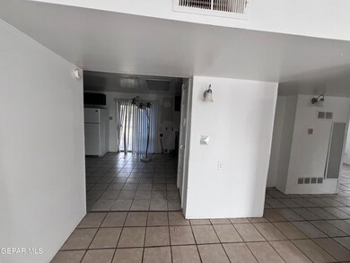 813 Elmwood Ct unit A, El Paso, TX 79932 - photo 5