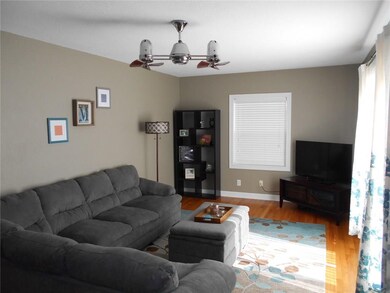 3504 54th St, Des Moines, IA 50310 - photo 4