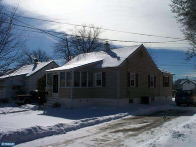 313 Springfield Ave, Folsom, PA 19033 - photo 2