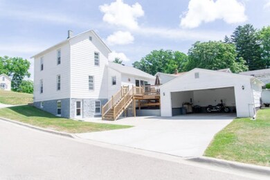 455 Allen St, Ionia, MI 48846 - photo 4