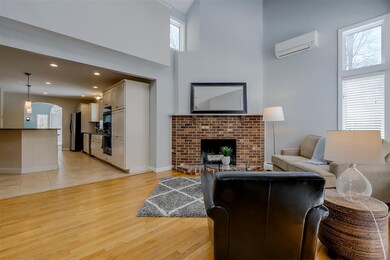 10 Grafton Dr, Bedford, NH 03110 - photo 4