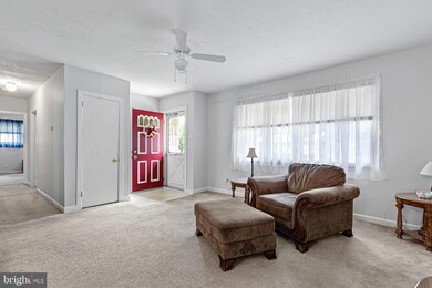 602 S Gerald Dr, Newark, DE 19713 - photo 4