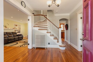 15 Angier Cir, Auburndale, MA 02466 - photo 2