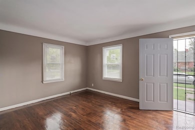 19932 Hickory St, Detroit, MI 48205 - photo 2