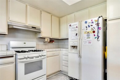 24236 Via Vargas Dr, Moreno Valley, CA 92553 - photo 7