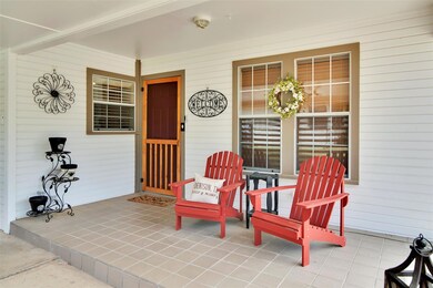 1311 W Munson St, Denison, TX 75020 - photo 2