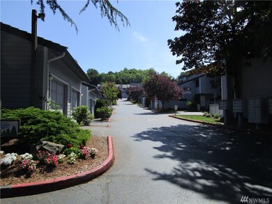 21646 14th Ave S unit D11, Des Moines, WA 98198 - photo 2