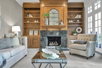 Formal Living room: 20 x 14