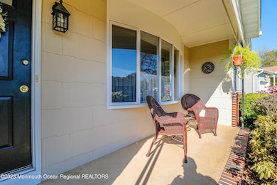 128 Castleton Dr, Toms River, NJ 08757 - photo 3