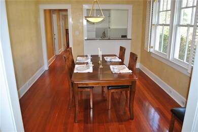 Simple, Crisp and Clean!  1016 side has congenial