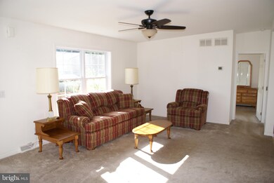 308 Hillcrest Dr, Warfordsburg, PA 17267 - photo 4