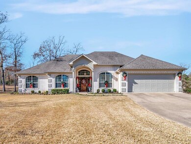 169 Autumn Lake Dr, Lufkin, TX 75904 - photo 2