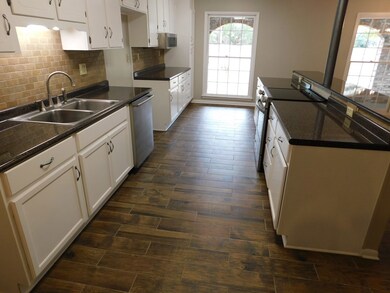 1501 Warrick Ave, Dothan, AL 36303 - photo 7