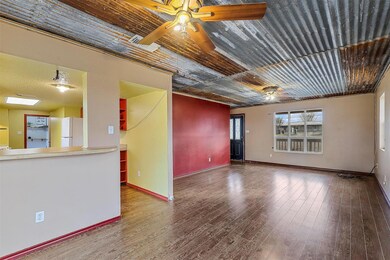 517 Knox Ave, Boyd, TX 76023 - photo 5