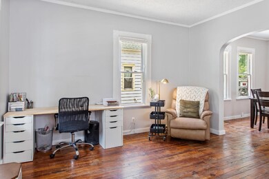 19 E 19th Holland-2
