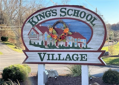 193 Old Village Ln, Bethel Park, PA 15102 - photo 2