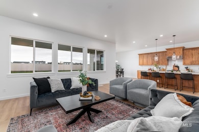 1343 W Thoroughbred St, Middleton, ID 83644 - photo 3