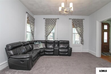 124 8th St, Lincoln, IL 62656 - photo 7