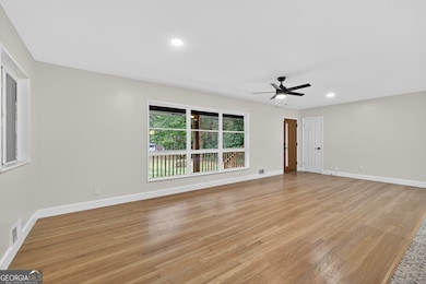 2296 Lyle Rd, Atlanta, GA 30337 - photo 7