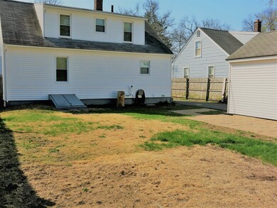 156 Carroll St, Springfield, MA 01108 - photo 3