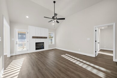 1262 Elizabeth Ln, Clarksville, TN 37042 - photo 7