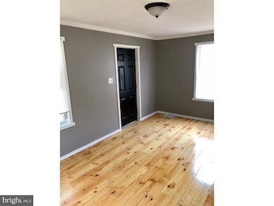 129 W Washington St, Paulsboro, NJ 08066 - photo 3