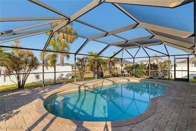 Heated & Salt water pool