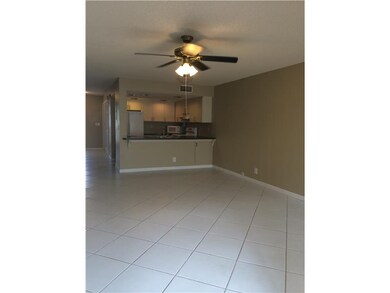 7120 SW 42nd Ct unit 7120, Davie, FL 33314 - photo 5