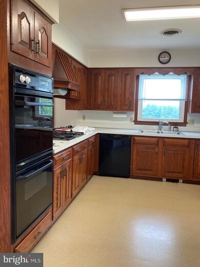 14753 Lee Hwy, Amissville, VA 20106 - photo 5