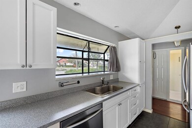 009-108HalfMoonCircle-Jupiter-FL-small