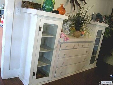 Built in buffet