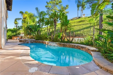 19950 Via Natalie, Yorba Linda, CA 92887 - photo 2