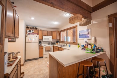 4A Suntec Loop unit 4A, Dover, VT 05356 - photo 5