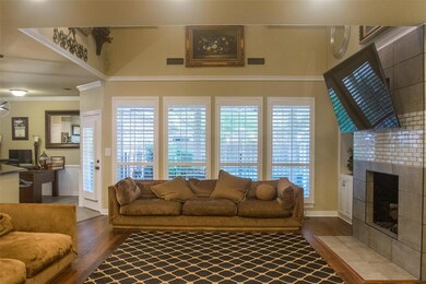 32 Wellington Oaks Cir, Denton, TX 76210 - photo 5