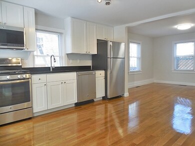 115 Pleasant St unit B, Cambridge, MA 02139 - photo 3
