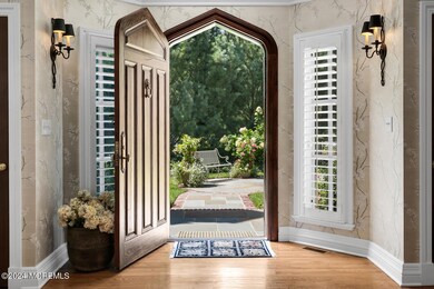 562 Navesink River Rd, Red Bank, NJ 07701 - photo 7