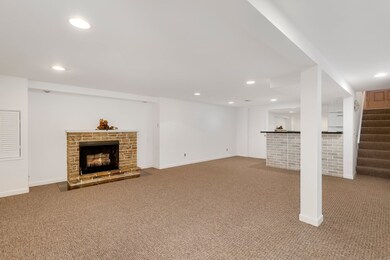 2511 Peter Rd, Des Plaines, IL 60018 - photo 4