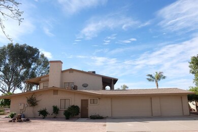 3 Car Garage