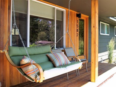 1582 NW Saginaw Ave, Bend, OR 97701 - photo 3