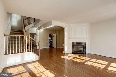 14705 Potomac Branch Dr unit 3, Woodbridge, VA 22191 - photo 4