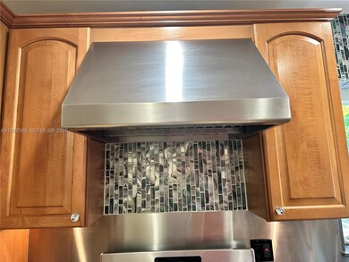 203 NE 86th St, El Portal, FL 33138 - photo 7