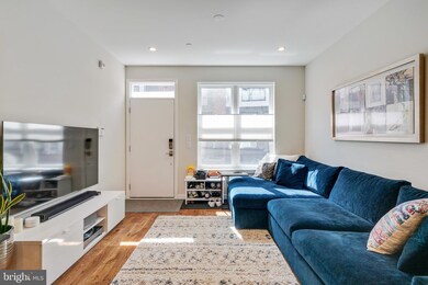 2229 Wilder St, Philadelphia, PA 19146 - photo 4