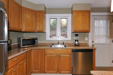 60 Pinehaven Dr, Northborough, MA 01532 - photo 7