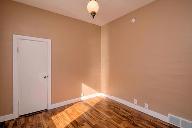 MLS-730 N 7th St_5