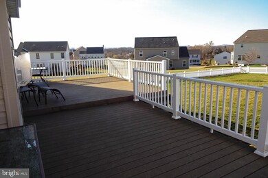 103 Creekwood Dr, Greencastle, PA 17225 - photo 4