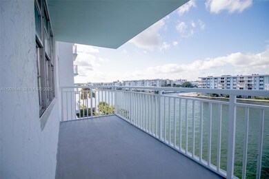 Winston Towers 500 unit 503, Sunny Isles Beach, FL 33160 - photo 5