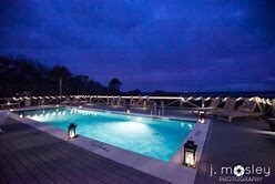 Yacht club pool